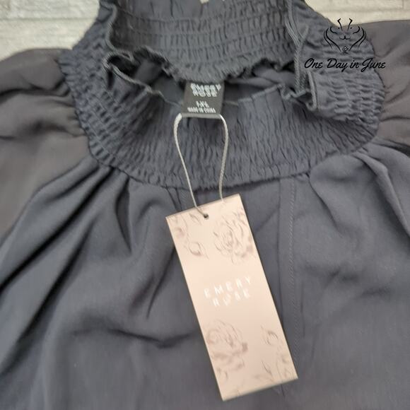 Emery Rose Sheer Long Sleeve Top Size 1XL - Picture 2 of 5